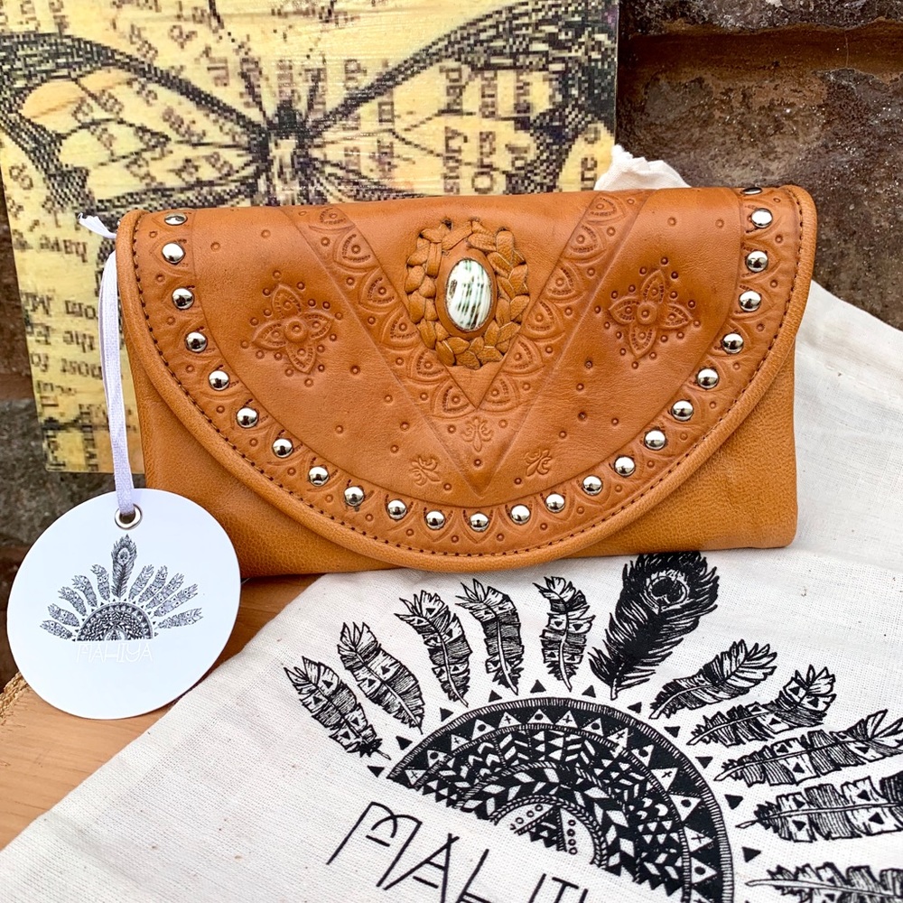 🎉HP🎉  MAHIYA ALLUKA BOHEMIAN LEATHER WALLET✨